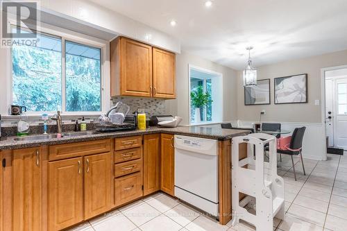 1201 Kane Road, Mississauga, ON - Indoor Photo Showing Kitchen With Double Sink