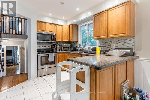 1201 Kane Road, Mississauga, ON - Indoor Photo Showing Kitchen