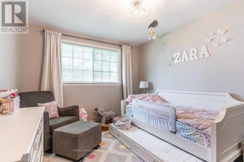 1201 Kane Road, Mississauga, ON - Indoor Photo Showing Bedroom