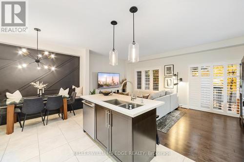 2 - 2086 Ghent Avenue, Burlington, ON - Indoor Photo Showing Kitchen With Double Sink