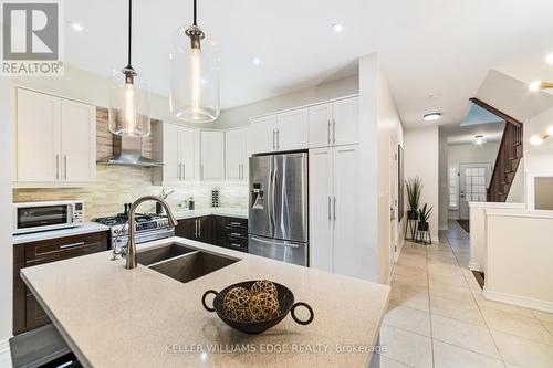 2 - 2086 Ghent Avenue, Burlington, ON - Indoor Photo Showing Kitchen With Stainless Steel Kitchen With Double Sink With Upgraded Kitchen