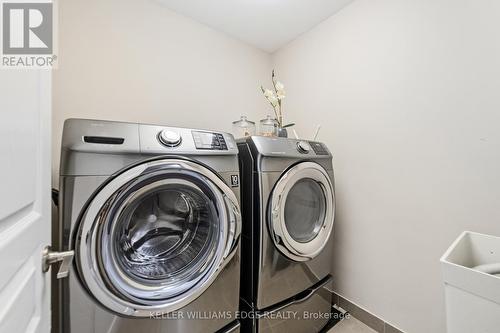 2 - 2086 Ghent Avenue, Burlington, ON - Indoor Photo Showing Laundry Room