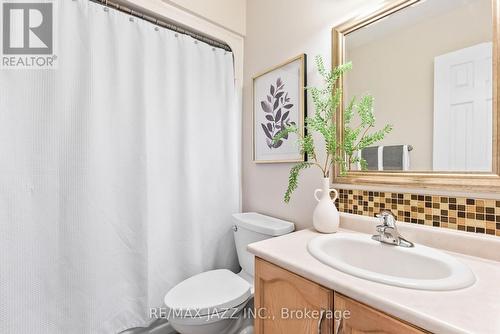 62 Pidduck Street, Clarington (Courtice), ON - Indoor Photo Showing Bathroom