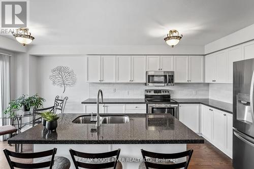 148 Goodwin Avenue, Clarington (Bowmanville), ON - Indoor Photo Showing Kitchen With Double Sink With Upgraded Kitchen