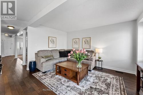 148 Goodwin Avenue, Clarington (Bowmanville), ON - Indoor Photo Showing Living Room