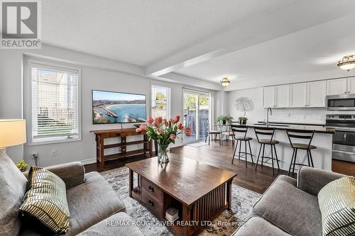 148 Goodwin Avenue, Clarington (Bowmanville), ON - Indoor Photo Showing Living Room