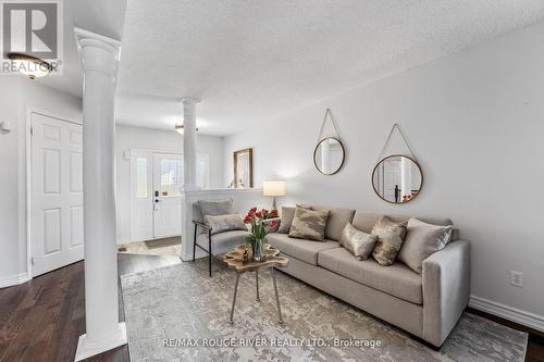 148 Goodwin Avenue, Clarington (Bowmanville), ON - Indoor Photo Showing Living Room