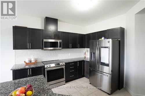 58 Beauchamp Drive, Cambridge, ON - Indoor Photo Showing Kitchen