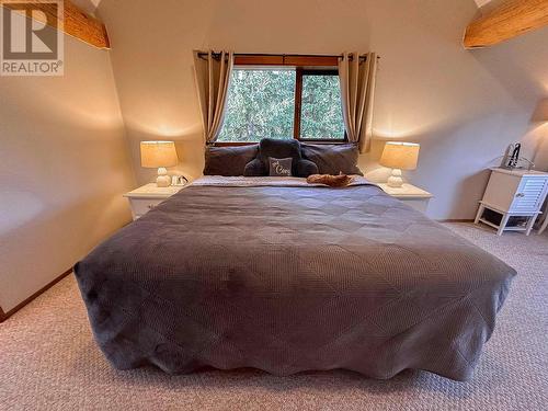 7895 Dean Road, Bridge Lake, BC - Indoor Photo Showing Bedroom