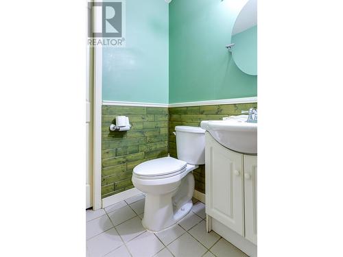 206 Rainbow Boulevard, Kitimat, BC - Indoor Photo Showing Bathroom