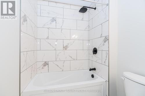 Lot 2 Briscoe Crescent, Strathroy-Caradoc (Ne), ON - Indoor Photo Showing Bathroom