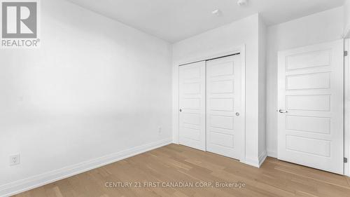 402 - 1975 Fountain Grass Drive, London, ON - Indoor Photo Showing Other Room