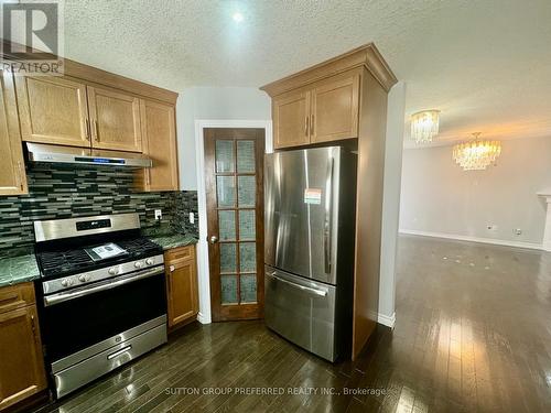 1851 Frederick Crescent, London, ON - Indoor Photo Showing Other Room