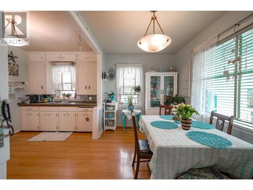 4008 31 Street, Vernon, BC - Indoor Photo Showing Dining Room