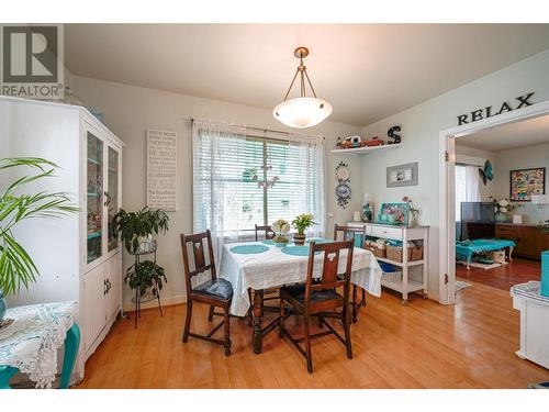 4008 31 Street, Vernon, BC - Indoor Photo Showing Dining Room