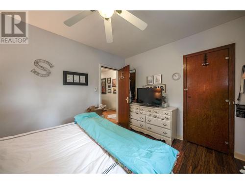 4008 31 Street, Vernon, BC - Indoor Photo Showing Bedroom