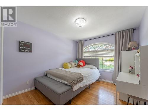 14487 Sutherland Place, Summerland, BC - Indoor Photo Showing Bedroom