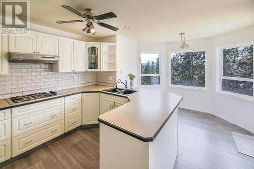 14487 Sutherland Place, Summerland, BC - Indoor Photo Showing Kitchen With Double Sink With Upgraded Kitchen