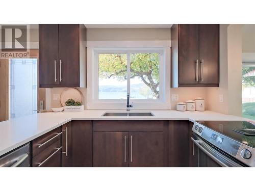 7005 Indian Rock Road Unit# 6, Naramata, BC - Indoor Photo Showing Kitchen With Double Sink