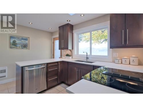 7005 Indian Rock Road Unit# 6, Naramata, BC - Indoor Photo Showing Kitchen With Double Sink