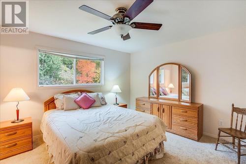 825 Merrycreek Road Unit# 111, Castlegar, BC - Indoor Photo Showing Bedroom