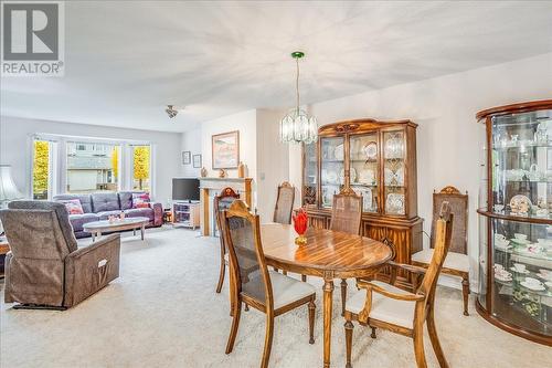 825 Merrycreek Road Unit# 111, Castlegar, BC - Indoor Photo Showing Dining Room