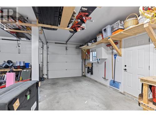 2188 Burnett Street, Kelowna, BC - Indoor Photo Showing Garage