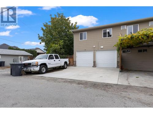 2188 Burnett Street, Kelowna, BC - Outdoor