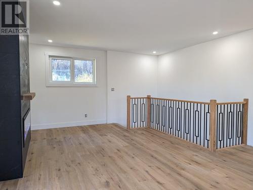 4834 Mountain View Drive, Fairmont Hot Springs, BC - Indoor Photo Showing Other Room