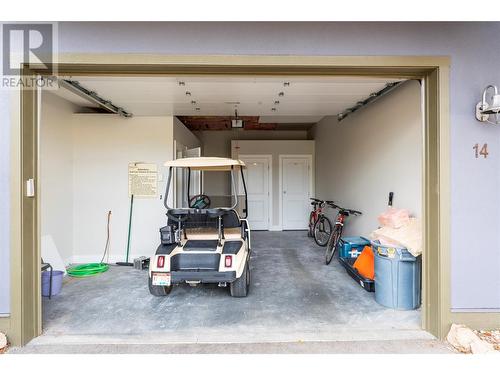 272 Chicopee Road Unit# 14C, Vernon, BC - Indoor Photo Showing Garage