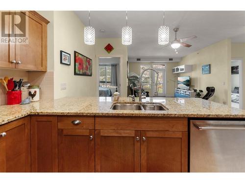 2210 Upper Sundance Drive Unit# 1306, West Kelowna, BC - Indoor Photo Showing Kitchen With Double Sink