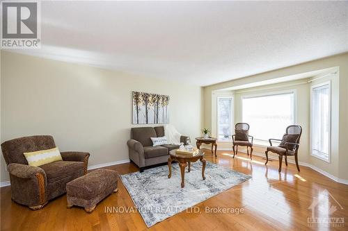 136 Patterson Crescent, Lanark, ON - Indoor Photo Showing Living Room