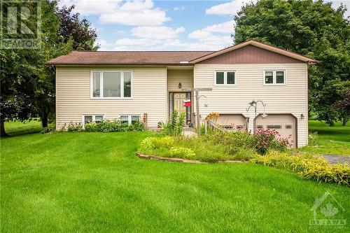 11473 Lakeshore Drive, Iroquois, ON - Outdoor