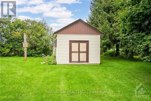 11473 Lakeshore Drive, South Dundas, ON - Outdoor