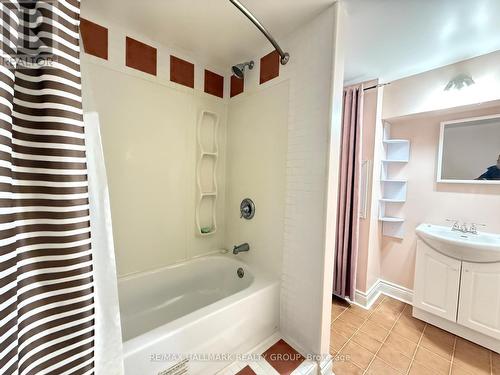 540 River Road, Ottawa, ON - Indoor Photo Showing Bathroom