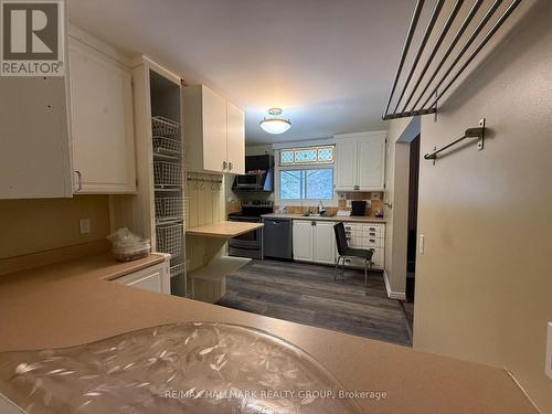 540 River Road, Ottawa, ON - Indoor Photo Showing Kitchen