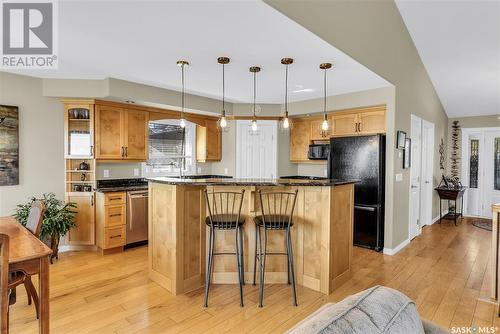 21 Mccrimmon Crescent, Blackstrap Shields, SK - Indoor Photo Showing Kitchen