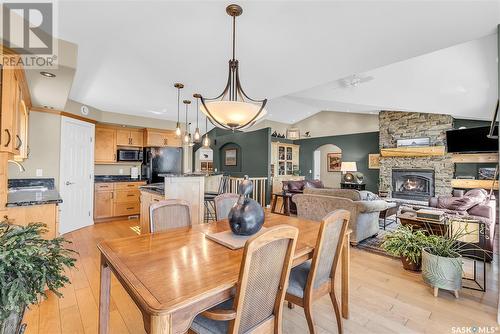 21 Mccrimmon Crescent, Blackstrap Shields, SK - Indoor Photo Showing Dining Room