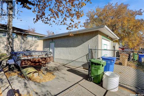 31 Mcmurchy Avenue, Regina, SK - Outdoor With Exterior