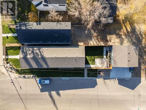 1423 Spadina Crescent E, Saskatoon, SK - Outdoor