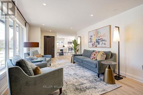 3 - 1456 Olga Drive, Burlington, ON - Indoor Photo Showing Living Room