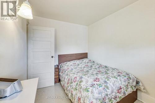 400 Christie Street, Toronto, ON - Indoor Photo Showing Bedroom