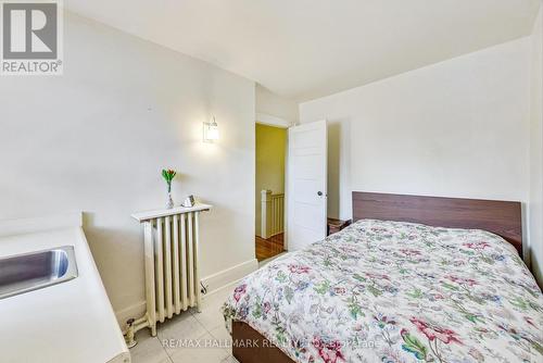 400 Christie Street, Toronto, ON - Indoor Photo Showing Bedroom