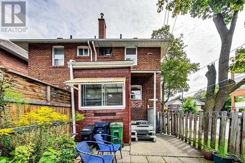 400 Christie Street, Toronto, ON - Outdoor