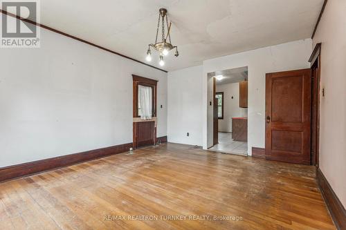 18922 Leslie Street, East Gwillimbury, ON - Indoor Photo Showing Other Room