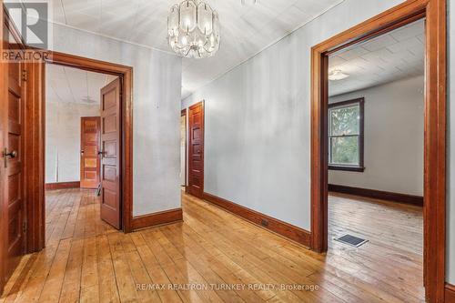 18922 Leslie Street, East Gwillimbury, ON - Indoor Photo Showing Other Room