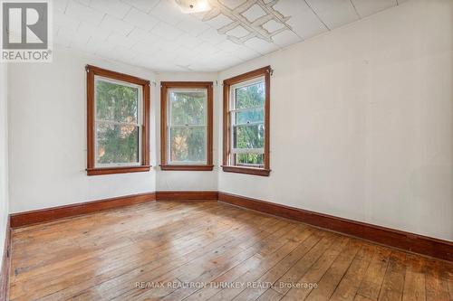 18922 Leslie Street, East Gwillimbury, ON - Indoor Photo Showing Other Room