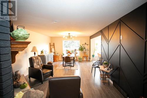 48 Palomino Dr, Sault Ste. Marie, ON - Indoor Photo Showing Living Room