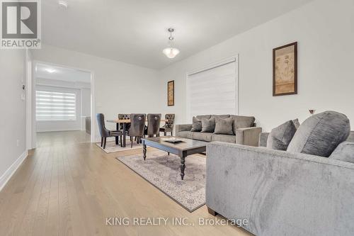 54 Boulton Trail, Oakville, ON - Indoor Photo Showing Living Room