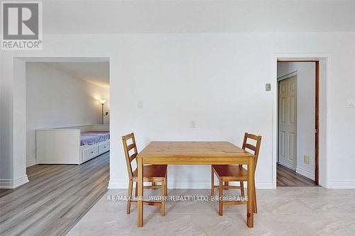 1346 Oxford Avenue, Oakville, ON - Indoor Photo Showing Dining Room